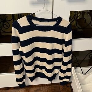 Brandy Melville Worn Once Knit Sweater